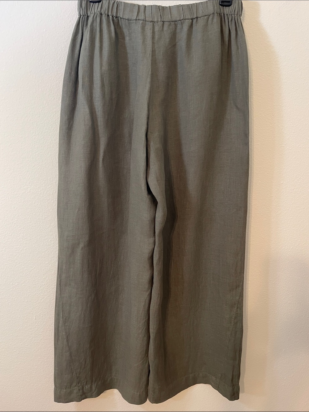 Lola Linen Velvet by Graham & Spencer Olive Green Wide-Leg Pants - Picture 4 of 15